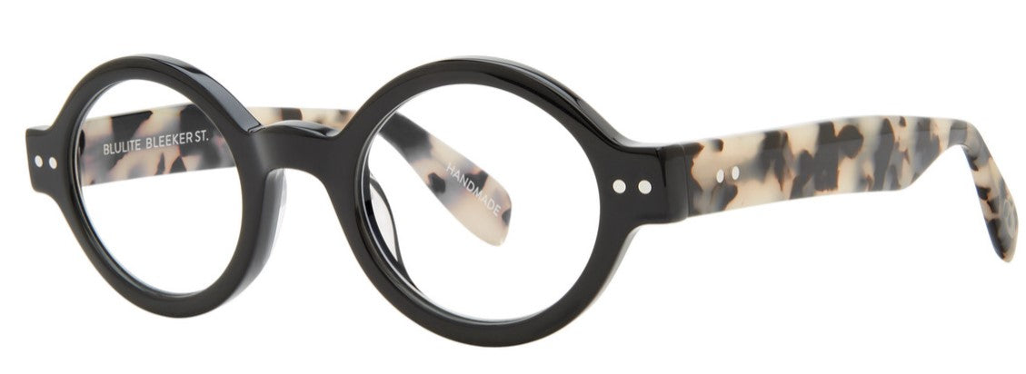 Scojo Bleeker Street Blulite reader in 5 awesome color combinations